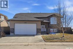 101 Lakeridge DRIVE Warman, SK S0K 0A1