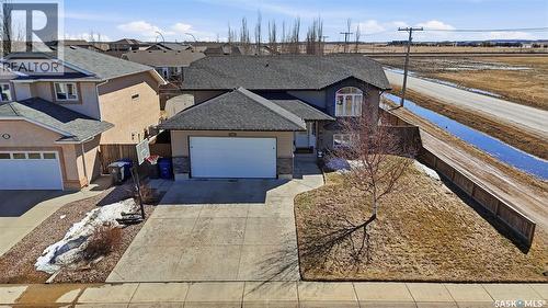 101 Lakeridge Drive, Warman, SK - Outdoor