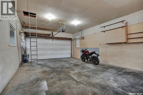 82 2Nd Street, Osler, SK - Indoor Photo Showing Garage