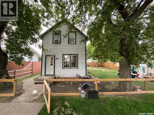 1002 8Th Street, Rosthern, SK - Outdoor
