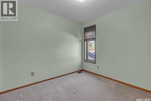 3139 Thacker Bay E, Regina, SK - Indoor Photo Showing Other Room