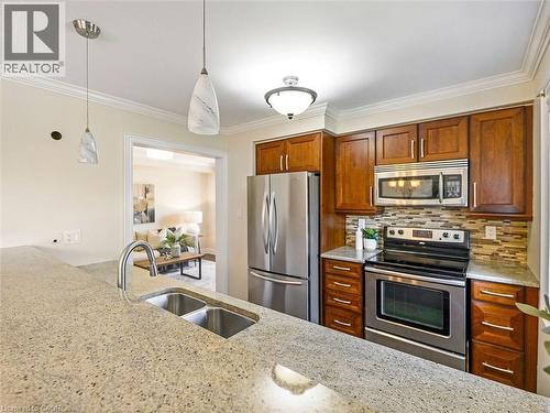 656 Frank Place, Milton, ON - Indoor Photo Showing Kitchen With Double Sink With Upgraded Kitchen