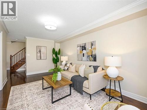 656 Frank Place, Milton, ON - Indoor Photo Showing Living Room