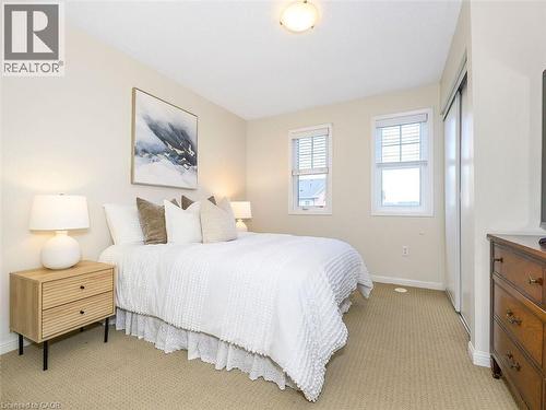 656 Frank Place, Milton, ON - Indoor Photo Showing Bedroom