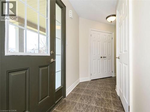 656 Frank Place, Milton, ON - Indoor Photo Showing Other Room