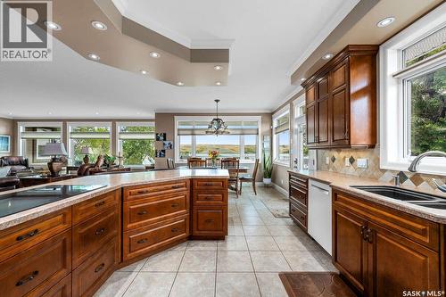 914 Tatanka Drive, Sun Valley, SK - Indoor Photo Showing Kitchen With Double Sink