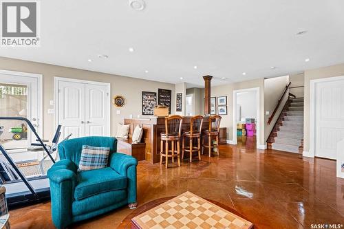 914 Tatanka Drive, Sun Valley, SK - Indoor Photo Showing Living Room