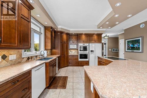 914 Tatanka Drive, Sun Valley, SK - Indoor Photo Showing Kitchen With Double Sink
