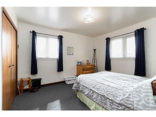 92 Pacific Ave, Moncton, NB 