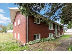 92 Pacific AVE Moncton, NB E1E 2G3