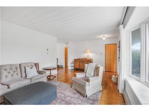 42 River St, Fredericton, NB 