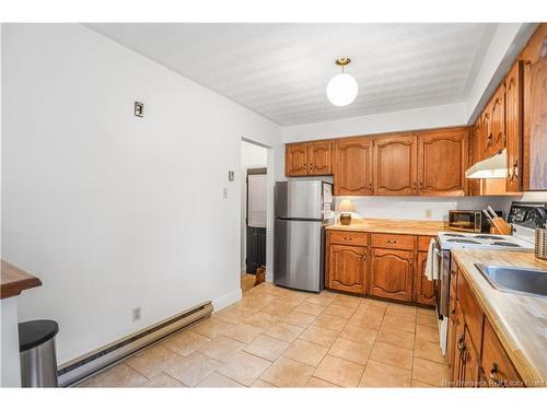 42 River St, Fredericton, NB 