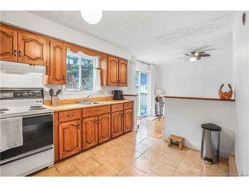 42 River St, Fredericton, NB 