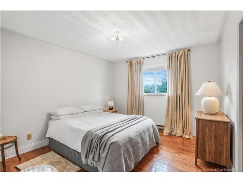 42 River St, Fredericton, NB 