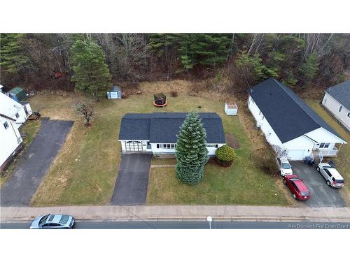 42 River St, Fredericton, NB 