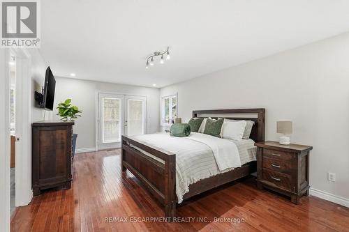19 Concession 5 E, Hamilton, ON - Indoor Photo Showing Bedroom