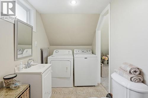 19 Concession 5 E, Hamilton, ON - Indoor Photo Showing Laundry Room