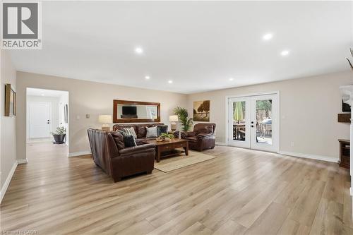 19 Concession 5 E, Waterdown, ON - Indoor Photo Showing Living Room With Fireplace