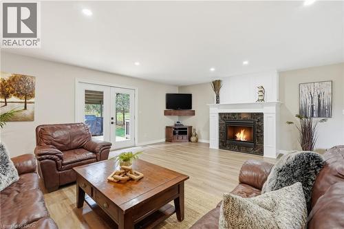 19 Concession 5 E, Waterdown, ON - Indoor Photo Showing Living Room With Fireplace
