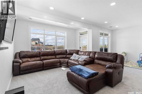 11 Willow View Court, Shields, SK - Indoor Photo Showing Living Room