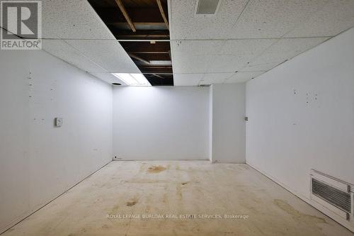 759 King Road, Burlington, ON - Indoor