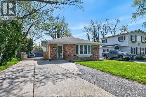 226 EDGEWATER BOULEVARD  Tecumseh, ON N8N 2H2
