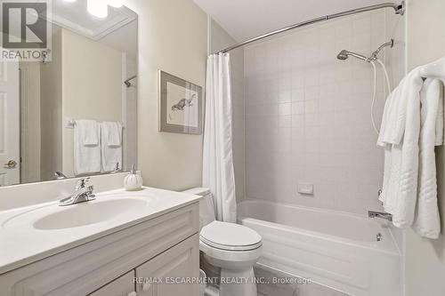 4172 Stonebridge Crescent, Burlington, ON - Indoor Photo Showing Bathroom