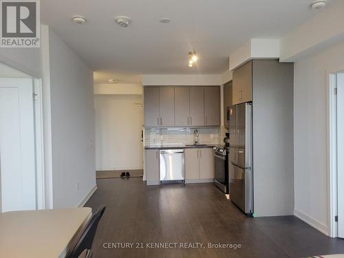 2606 - 105 ONEIDA CRESCENT  Richmond Hill, ON L4B 0H6