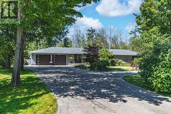 2582 LEONARD STREET  Innisfil, ON L9S 3T9