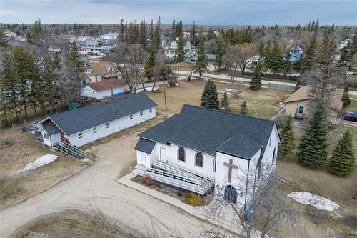 80 Third Ave, Teulon, MB 