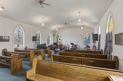 80 Third Ave, Teulon, MB 