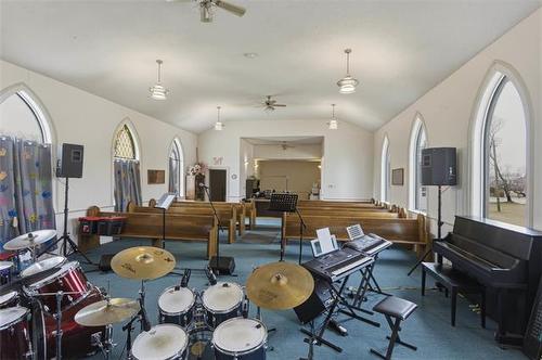 80 Third Ave, Teulon, MB 