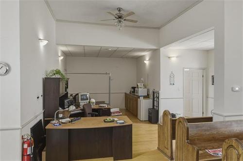 80 Third Ave, Teulon, MB 