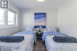 Bedroom 1 - 