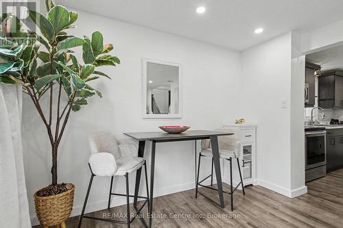 7 Wycliffe Place, Kitchener, ON - Indoor