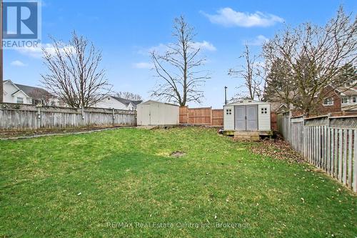 7 Wycliffe Place, Kitchener, ON - Outdoor With Backyard