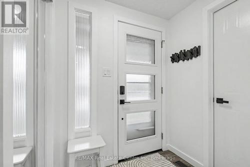 7 Wycliffe Place, Kitchener, ON - Indoor Photo Showing Other Room