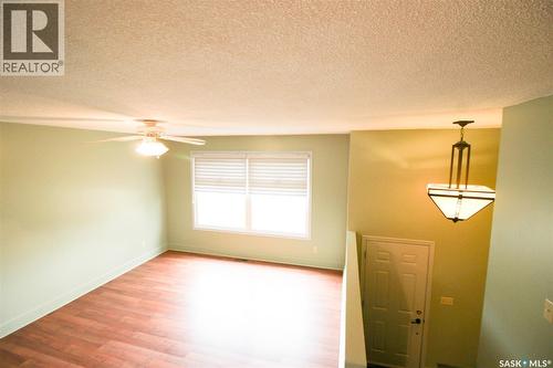 128 1St Street E, Frontier, SK - Indoor Photo Showing Other Room