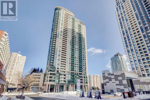 2205 - 208 ENFIELD PLACE  Mississauga, ON L5B 0G8