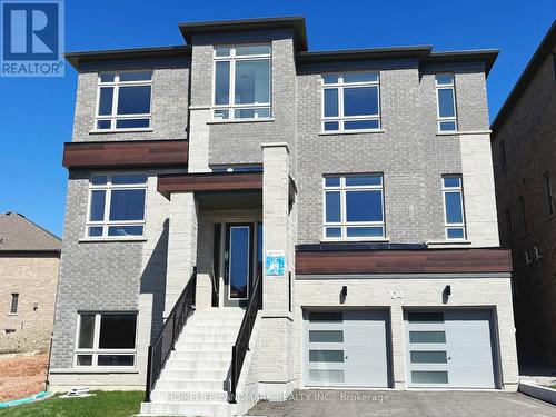 104 WRAGGS ROAD  Bradford West Gwillimbury, ON L3Z 4N2