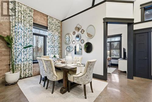 4858 Trulls Road, Clarington, ON - Indoor Photo Showing Dining Room