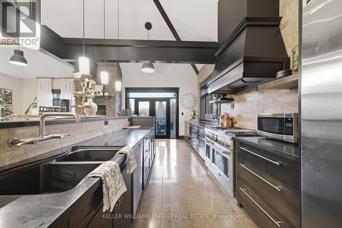 4858 Trulls Road, Clarington, ON - Indoor Photo Showing Kitchen With Double Sink With Upgraded Kitchen