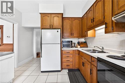188 Park Row S, Hamilton, ON - Indoor Photo Showing Kitchen With Double Sink