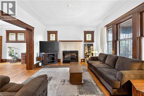 188 Park Row S, Hamilton, ON - Indoor Photo Showing Living Room With Fireplace
