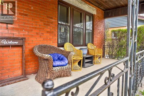 188 Park Row S, Hamilton, ON - Outdoor With Exterior