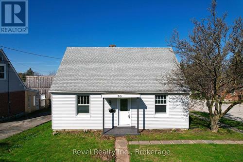 701 5TH STREET E  Owen Sound, ON N4K 1E4