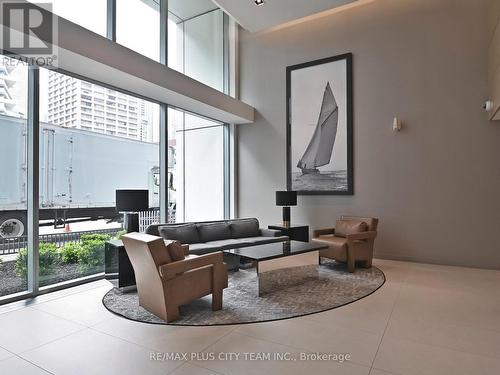 202 - 39 Queens Quay E, Toronto, ON - Indoor Photo Showing Other Room