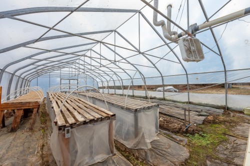 Serre - 521 Mtée Major, Boileau, QC - Indoor Photo Showing Other Room