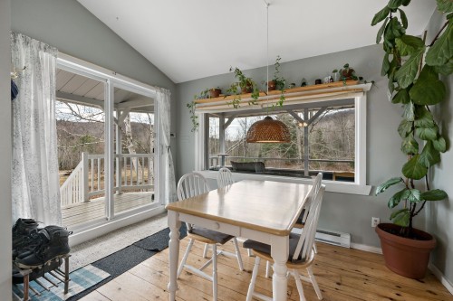 Salle à manger - 521 Mtée Major, Boileau, QC - Indoor Photo Showing Dining Room