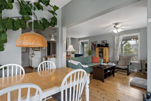 Salle à manger - 521 Mtée Major, Boileau, QC - Indoor Photo Showing Dining Room
